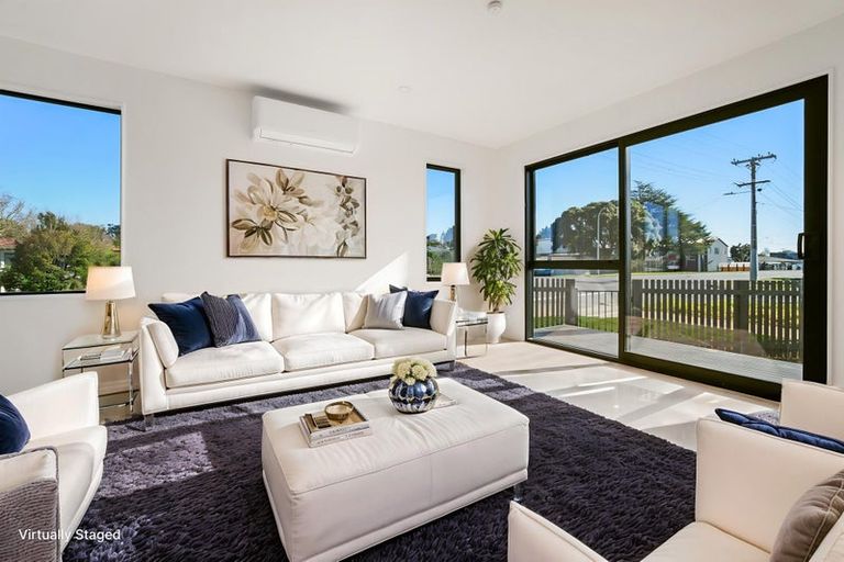 Photo of property in 129 Russell Road, Manurewa, Auckland, 2102