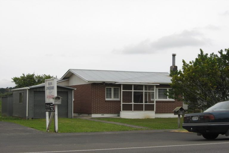 Photo of property in 337 Main Road, Huapai, Kumeu, 0810