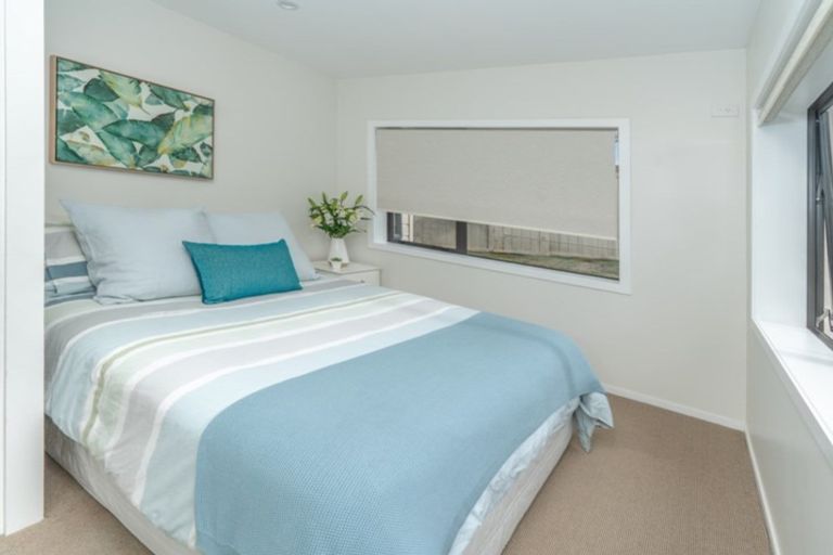 Photo of property in 4 Advene Road, Cockle Bay, Auckland, 2014