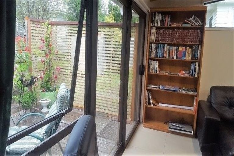 Photo of property in 66 Western Hills Drive, Kensington, Whangarei, 0112