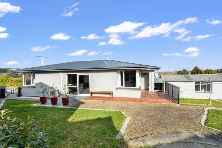 Photo of property in 12 Charles Street, East Gore, Gore, 9710