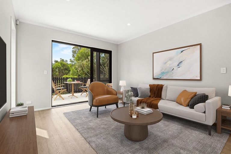 Photo of property in 1/3 Parapara Place, Albany, 0632