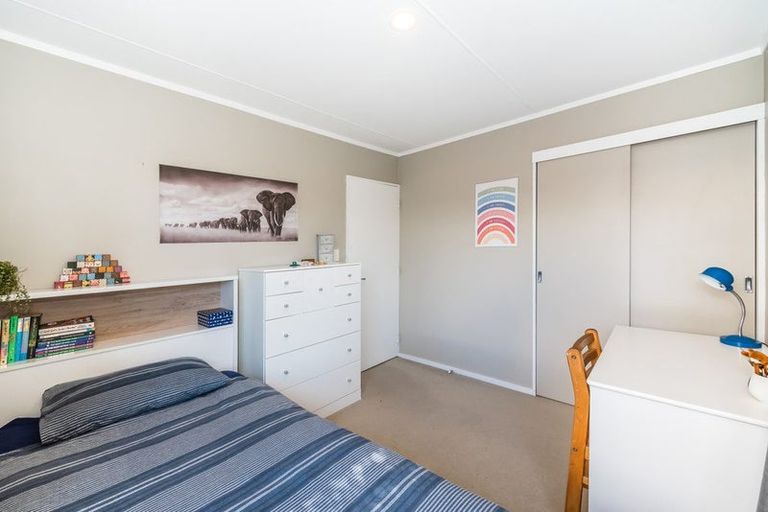 Photo of property in 11 Sunburst Court, Paraparaumu Beach, Paraparaumu, 5032