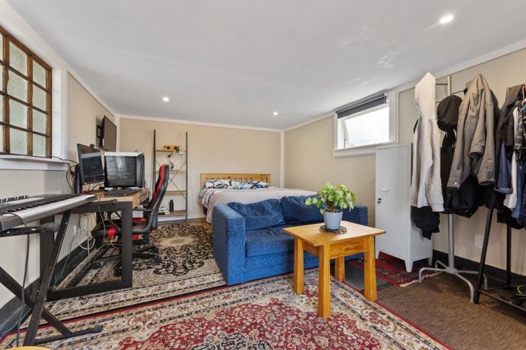 Photo of property in 227 Vogel Street, Roslyn, Palmerston North, 4414