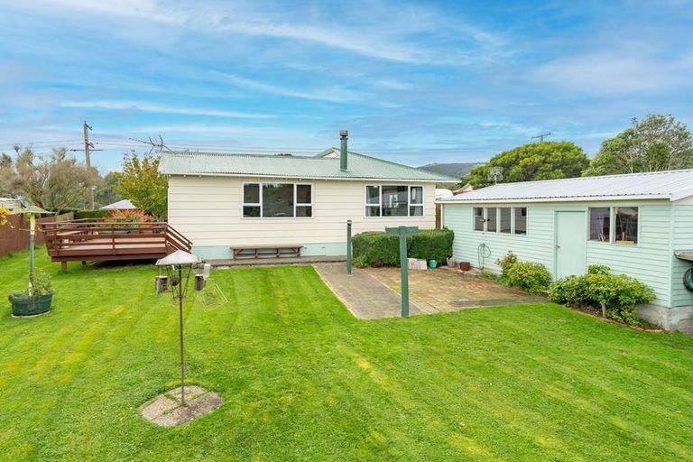 Photo of property in 38 Seaton Road, Portobello, Dunedin, 9014