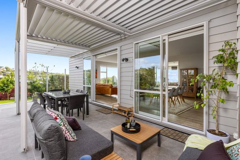 Photo of property in 4 Manhattan Rise, Orewa, 0931