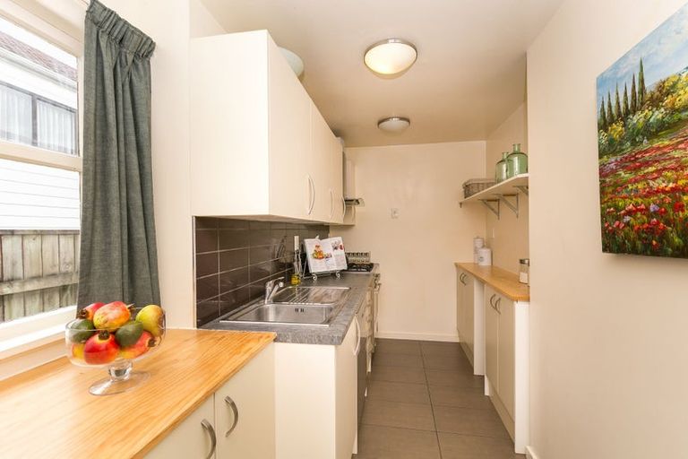 Photo of property in 92 Wallace Street, Mount Cook, Wellington, 6021