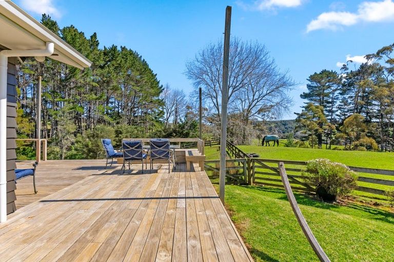 Photo of property in 207 Fletcher Road, Waimauku, 0881