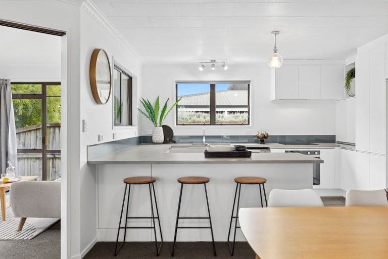 Photo of property in 28 Taylor Street, Cambridge, 3434