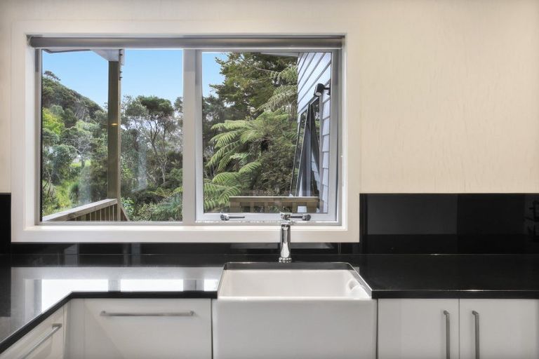 Photo of property in 20 Pomare Avenue, Russell, 0272