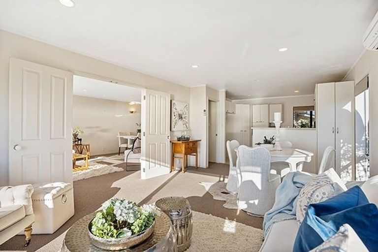 Photo of property in 110 Clovelly Road, Bucklands Beach, Auckland, 2012