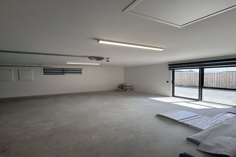 Photo of property in 16 Waterford Farm Road, Halswell, Christchurch, 8025