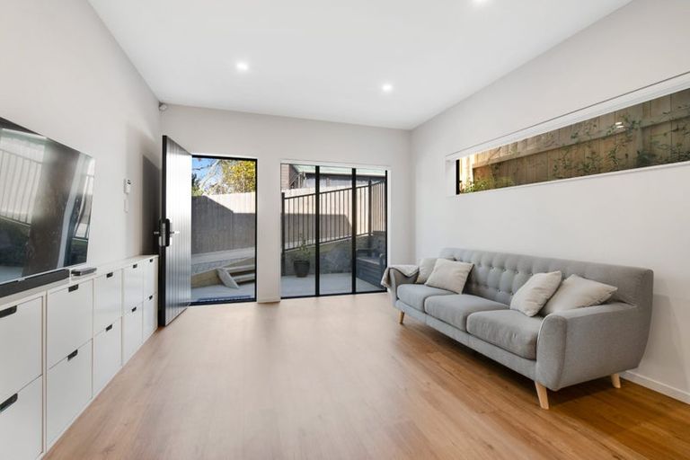 Photo of property in 132c Stapleford Crescent, Browns Bay, Auckland, 0630