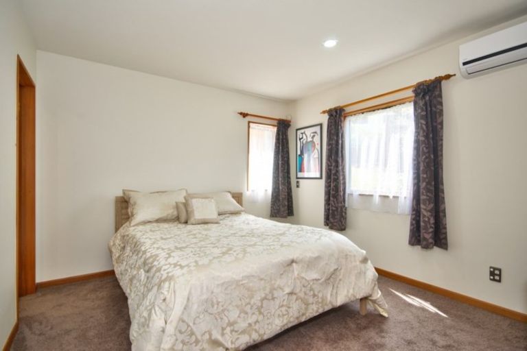 Photo of property in 237 Fernhill Road, Sunshine Bay, Queenstown, 9300
