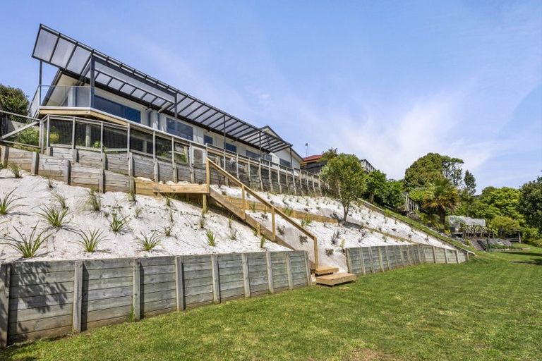 Photo of property in 205 Heta Road, Merrilands, New Plymouth, 4312