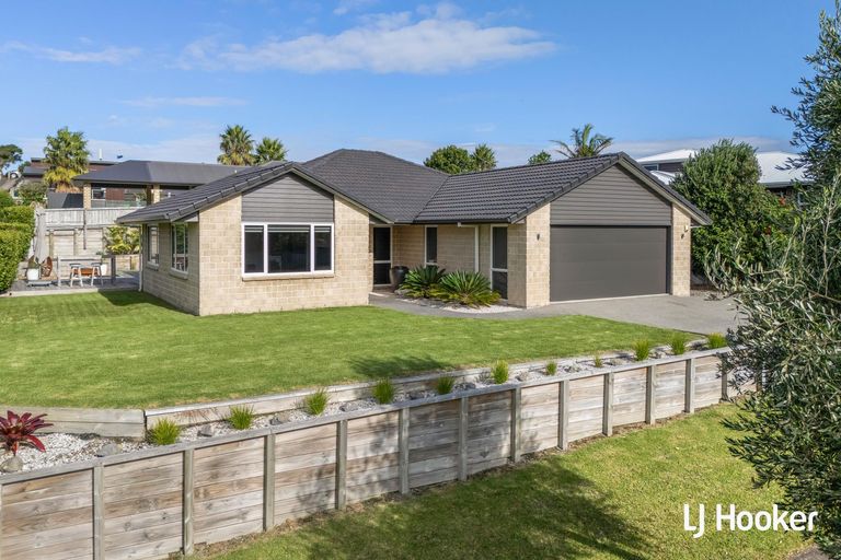 Photo of property in 29 Browns Drive, Waihi Beach, 3611
