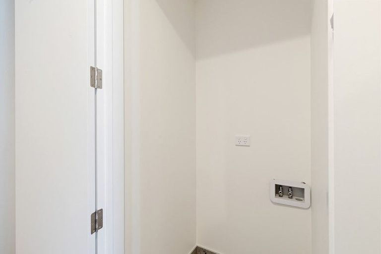 Photo of property in 83b Browns Road, St Albans, Christchurch, 8052