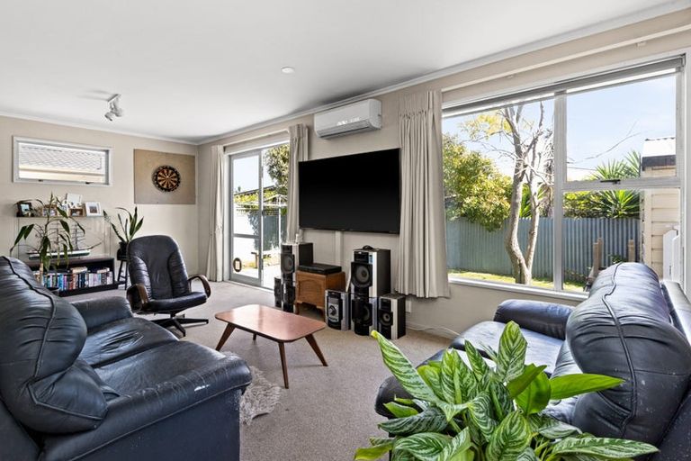 Photo of property in 55 Allen Berry Avenue, Pirimai, Napier, 4112