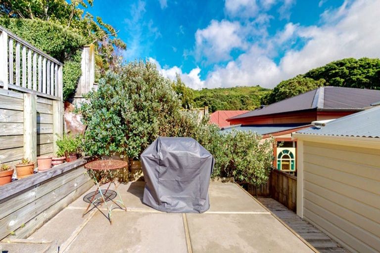 Photo of property in 11 Danube Street, Island Bay, Wellington, 6023