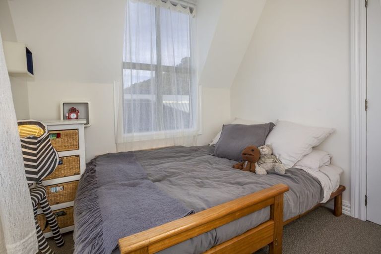 Photo of property in 2/168 Tinakori Road, Thorndon, Wellington, 6011