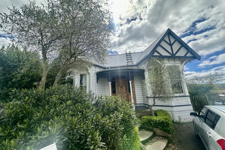 Photo of property in 14 Drivers Road, Maori Hill, Dunedin, 9010