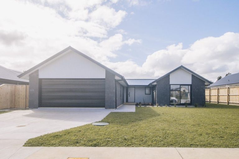 Photo of property in 19 Patty Lane, Patumahoe, 2679