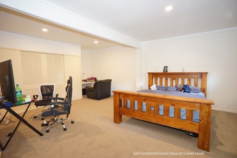 Photo of property in 86 Porritt Avenue, Chatswood, Auckland, 0626