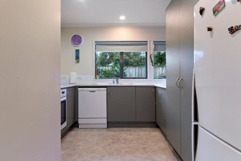 Photo of property in 54f Carlisle Street, Greerton, Tauranga, 3112