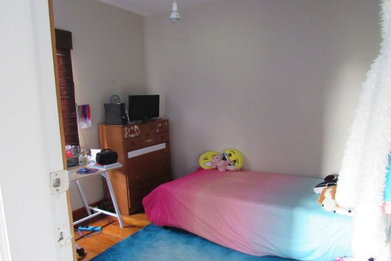 Photo of property in 10 Rawhiti Avenue, New Brighton, Christchurch, 8083