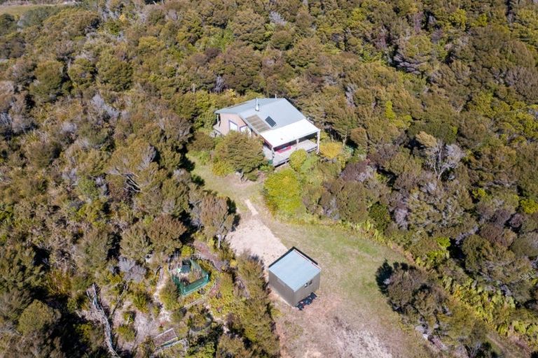 Photo of property in 421 Pakawau Bush Road, Pakawau, Collingwood, 7073