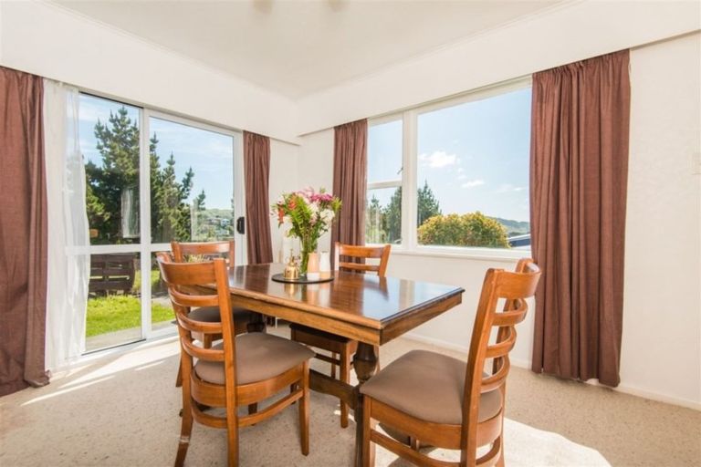 Photo of property in 23 Glen Alton Avenue, Paparangi, Wellington, 6037