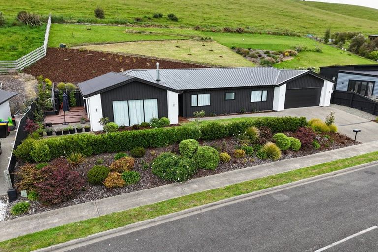 Photo of property in 24 Genia Drive, Wakefield, 7025