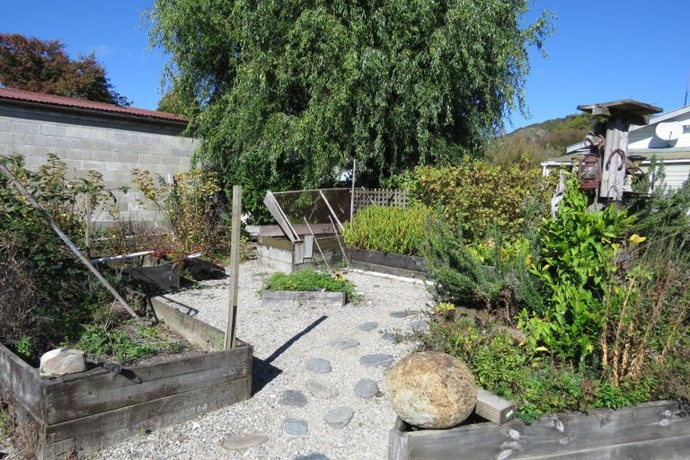 Photo of property in 74 Church Street, Reefton, 7830