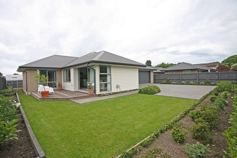 Photo of property in 200 Racecourse Road, Sockburn, Christchurch, 8042