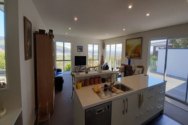 Photo of property in 88 Cannon Hill Crescent, Mount Pleasant, Christchurch, 8081