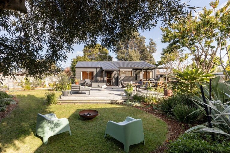 Photo of property in 4 Emerald Place, Papamoa Beach, Papamoa, 3118