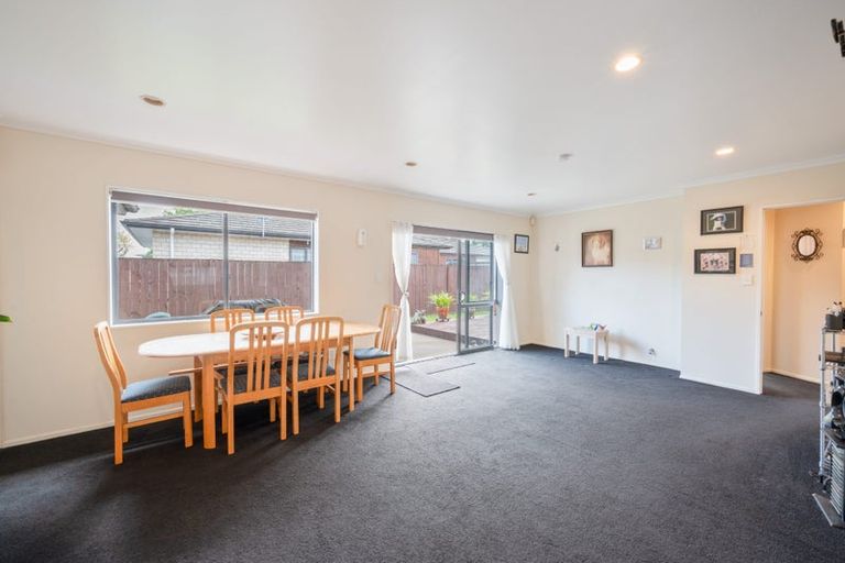 Photo of property in 64a Clevedon Road, Papakura, 2110