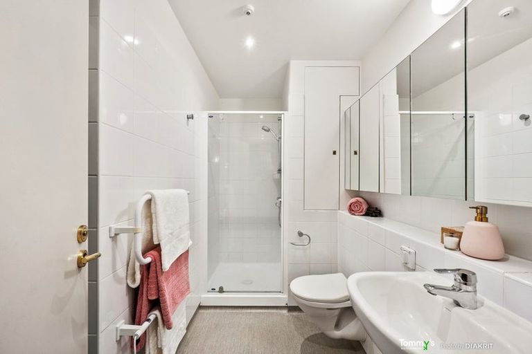 Photo of property in Kelvin House, 5d/16 The Terrace, Wellington Central, Wellington, 6011