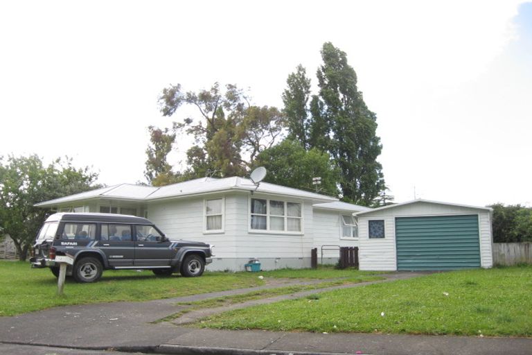 Photo of property in 12 Joanne Place, Rosehill, Papakura, 2113