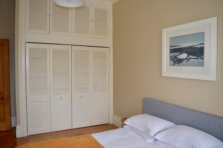 Photo of property in 15 George Street, Thorndon, Wellington, 6011