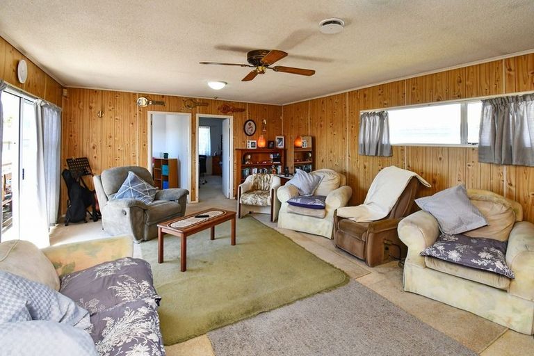 Photo of property in 55 Beaumonts Way, Manurewa, Auckland, 2102