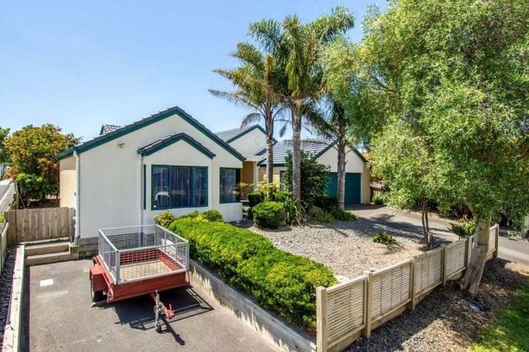 Photo of property in 20 Thebes Grove, Papamoa Beach, Papamoa, 3118