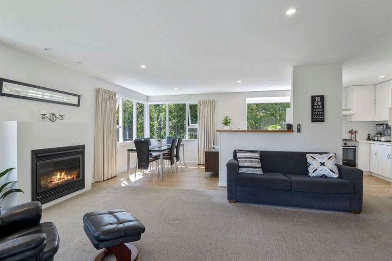 Photo of property in 83 Mays Road, St Albans, Christchurch, 8052
