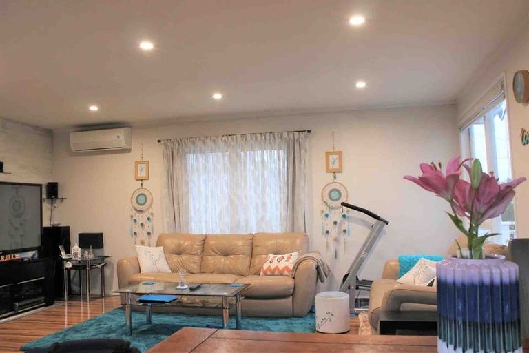 Photo of property in 1/97a Nile Road, Milford, Auckland, 0620