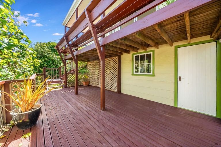 Photo of property in 50 Madras Street, Khandallah, Wellington, 6035