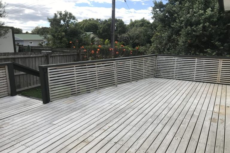 Photo of property in 1/10 Roick Parade, Glen Eden, Auckland, 0602