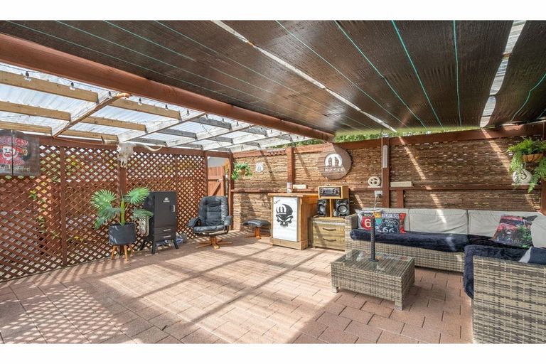 Photo of property in 22 Aotea Crescent, Gore, 9710