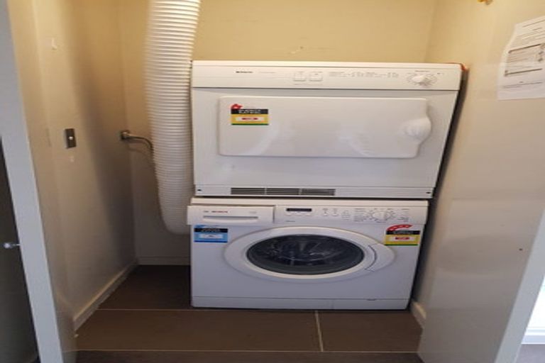 Photo of property in 4/23 Clare Road, St Albans, Christchurch, 8014