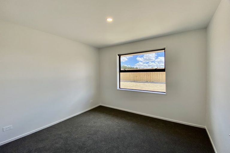 Photo of property in 26 Eileen Way, Rolleston, 7615