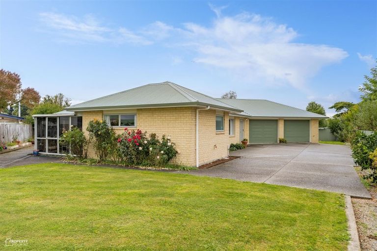 Photo of property in 10 Massey Place, Masterton, 5810
